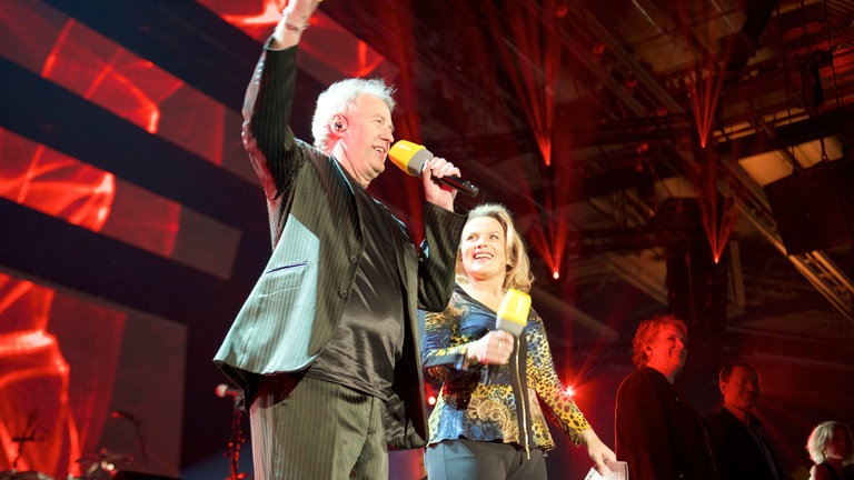 Finale der SWR1 Baden-Württemberg Hitparade 2014 mit Güner Schneidewind und Janet Pollok