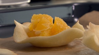 Essbare Schale aus Glückskeks-Teig