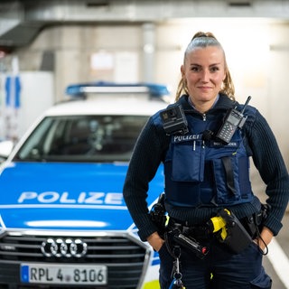 Nachtstreife begleitet die Polizei bei ihren nächtlichen Einsätzen.