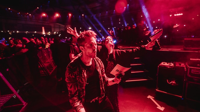 SWR1 Hitparade Finale 2025 Stuttgart - Cora Klausnitzer und Benedict Walesch