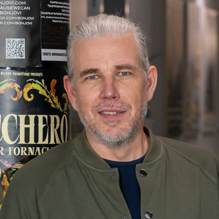 Moderator Jens Wolters aus dem SWR1 Team moderiert regelmäßig die Sendung SWR1 Leute mit spannenden und interessanten Gästen