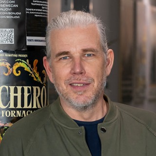 Moderator Jens Wolters aus dem SWR1 Team moderiert regelmäßig die Sendung SWR1 Leute mit spannenden und interessanten Gästen