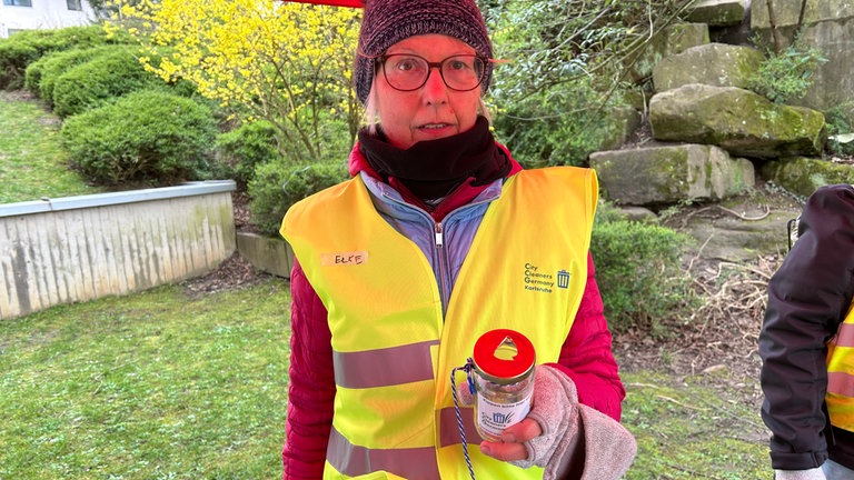 SWR1 Baden-Württemberg Moderator Ingo Lege ist heute in Waldbronn im Kreis Karlsruhe unterwegs. Seine Mission: Baden-Württemberg von Müll befreien!