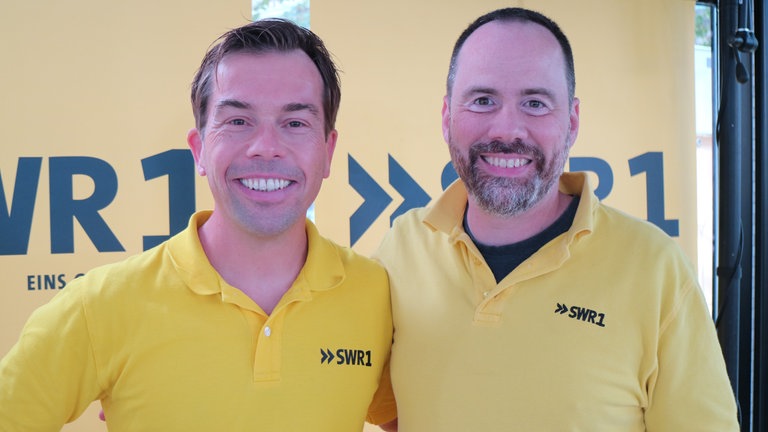 Das "Doppel B", alias Torsten Buschmann und Veit Berthold, übernimmt das Studio.
