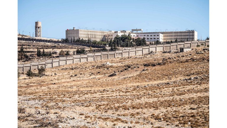 Gefängnis Saidnaya in Syrien. Fotograf Lutz Jaekel besuchte Syrien nach dem Sturz des Assad Regimes und erzählt in der SWR1 Leute von seiner Reise