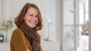 Die Psychiaterin Esther Pauchard weiß aus Erfahrung, dass körperliche und seelische Gesundheit nicht nur von außen kommt und Schicksal ist. Wir müssen auch selbst dafür sorgen. In SWR1 Leute spricht sie über Selbstwirksamkeit und wie wir unsere Ängste besiegen, um ein selbstbestimmtes Leben führen zu können.