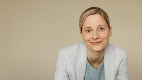 Giulia Enders, Ärztin und Autorin. In SWR1 Leute spricht sie über ihr zweites Buch "Organisch" und erklärt, warum es wichtig ist unseren Körper und unsere Organe besser zu verstehen.