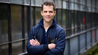 Wissenschaftsjournalist Bas Kast. Brauchen wir Supplements für eine gesunde Ernährung?