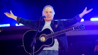 1975 bringt Paul Simon schon sein viertes Soloalbum heraus: "Still Crazy After All These Years". Auf dem Album befindet sich auch der bekannte Song "50 Ways To Leave Your Lover".