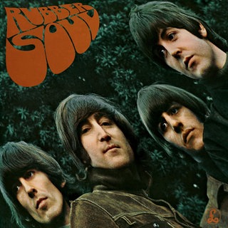 Im Dezember 1965 haben die Beatles ihr Album "Rubber Soul" herausgebracht. Das Album ist ihr sechstes Studioalbum und ist in der Geschichte der Band besonders wichtig, weil es einen Wendepunkt markiert.