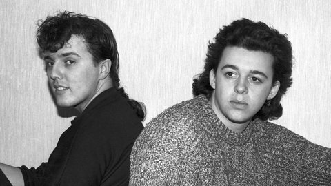 Curt Smith und Roland Orzabal von Tears for Fears, 1984 in London | Hitparaden-Zahlenreise: "Everybody Wants To Rule The World" schaffte es nie in die Top 500