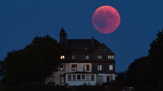 Blutmond über Trier (2018) | Mondfinsternis und Blutmond über Rheinland-Pfalz