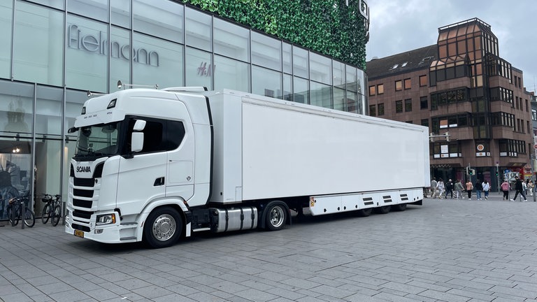 Aufbau des Gläsernen Studios in Koblenz | SWR1 RP Hitparade 2025