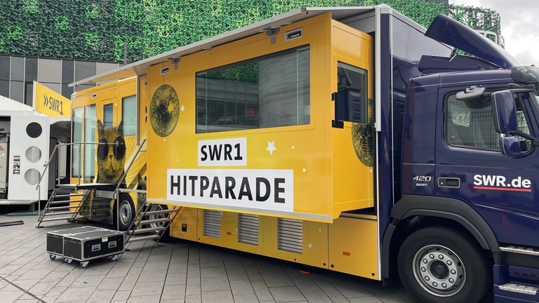 Aufbau des Gläsernen Studios in Koblenz | SWR1 RP Hitparade 2025