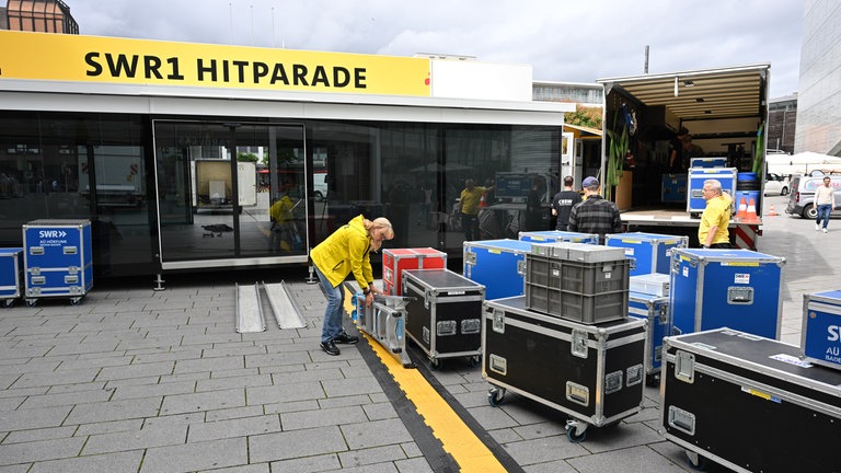 Aufbau des Gläsernen Studios in Koblenz | SWR1 Hitparade 2025