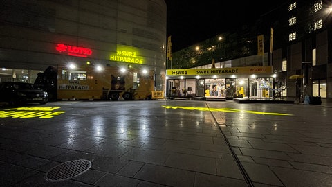 Gläsernes Studio am Zentralplatz in Koblenz | SWR1 RP Hitparade 2025