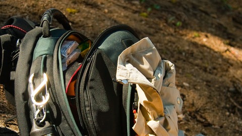 Richtige Ausrüstung: Diese Dinge gehören in jeden Wanderrucksack