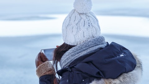Smartphone im Winter