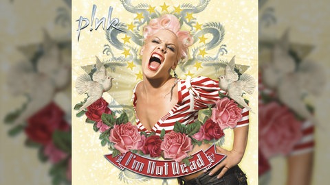 Vor 20 Jahren hat Sängerin Pink, die mit bürgerlichem Namen Alicia Moore heißt, ihr Album "I'm Not Dead" rausgebracht.