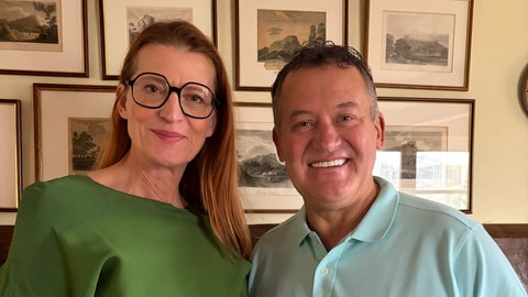 Royal-Expertin Annelie Malun mit Paul Burrell, dem Ex-Butler der Queen.