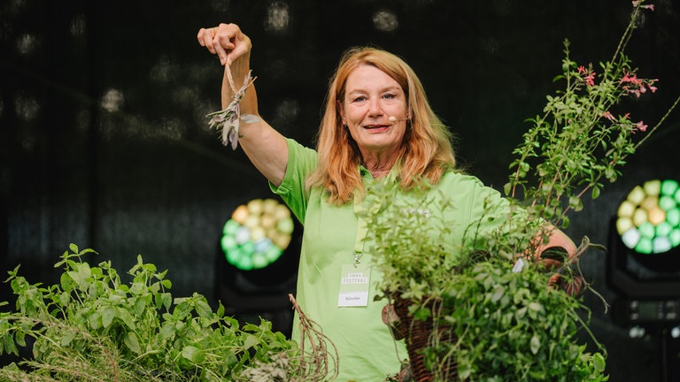 Gartenexpertin Heike Boomgaarden beim SWR4 Festival 2025 in Wörth