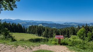 Wandern im Allgäu: Spektakulärer Ausblick auf der Wanderung durch den Eistobel zur Riedholzer Kugel.
