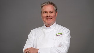 SWR4 Kochexperte Jörg Ilzhöfer lächelnd im Porträt