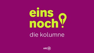 Die Titelgrafik von "Eins noch! Die Kolumne" zeigt den Namen und ein stilisiertes Ausrufezeichen, das sich auch als Schreibfeder oder Lokalisierungspin deuten lässt.