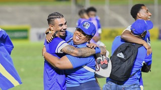 Spieler aus Curaçao feiern nach dem Spiel die Qualifikation für die FIFA Fussball-Weltmeisterschaft 2026.