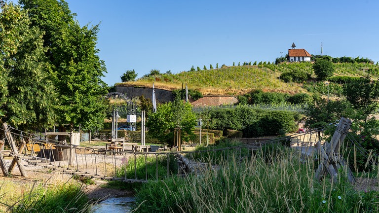 Wasserspielplatz am Gradierwerk in Bad Dürkeim.