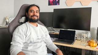 Der Software-Entwickler Kapilan Koch hat das Abfindungsangebot von Mercedes angenommen.  Ab sofort wird er hauptberuflich in dem KI-Start Up arbeiten, dass er zusammen mit anderen 2024 gegründet hat.