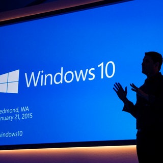 Windows-10-Sicherheitsupdates in Europa weiterhin ein Jahr kostenlos. Microsoft Executive Vice President of Operating Systems Terry Myerson speaking during a Windows 10 press conference in Redmond, Washington, USA, 21 January 2015