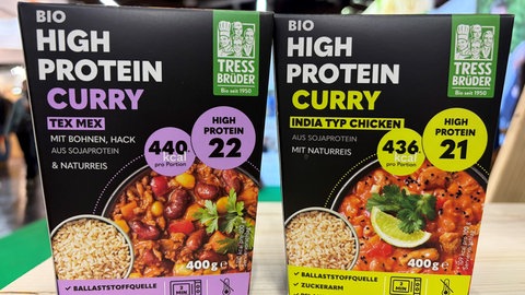 Auf der Biofach stehen auch Protein-Fertiggerichte ohne Konservierungsstoffe von den Tressbrüdener au der Schwäbischen Alb. Sie müssen nicht gekühlt werden. 