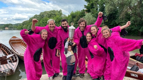 Die Sieger des Stocherkahnrennens in Tübingen 2024