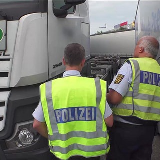 Alkohol-Großkontrolle bei LKW-Fahrern