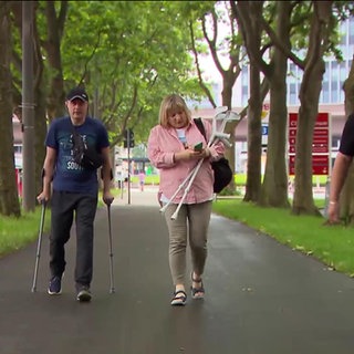 Kriegsversehrte im Stadion