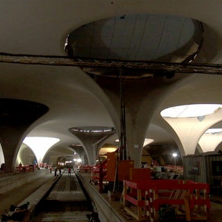 Lichtauge des S21 Bahnhofs