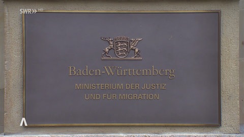 Schild des Ministerium für Justiz und Migration