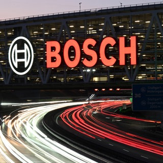 Der Stellenabbau bei Bosch geht weiter: Der Technologiekonzern streicht noch einmal mehrere tausend Arbeitsplätze. Die IG Metall hat zu Protesten in Abstatt und Leonberg aufgerufen. 
