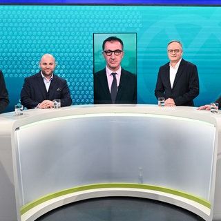 Bei der Sendung "Zur Sache Extra" diskutierten am Montagabend Manuel Hagel (CDU), Markus Frohnmaier (AfD), Cem Özdemir (Grüne), Andreas Stoch (SPD), und Hans-Ulrich Rülke (FDP).