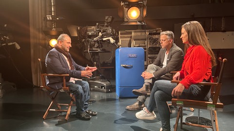Mohamed Zakzak im Gespräch mit den SWR-Journalisten Henning Otte und Alexandra Gondorf.
