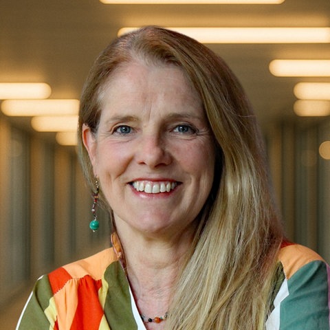 SWR-Redakteurin Bettina Gall Autorin Bild