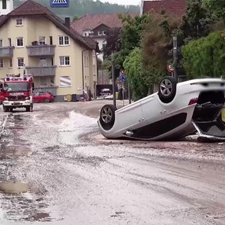 Schlamm auf einer Straße