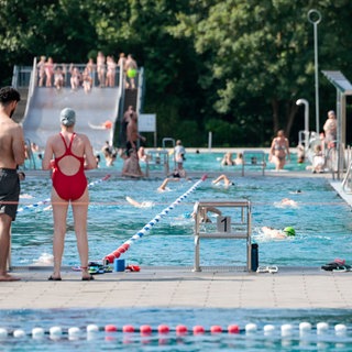 Ein gutbesuchtes Freibad, trotz der immer höheren Eintrittspreise.