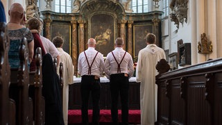 In vielen evangelischen Landeskirchen sind homosexuelle Paare gleichgestellt. Nicht so in der Landeskirche Württemberg.