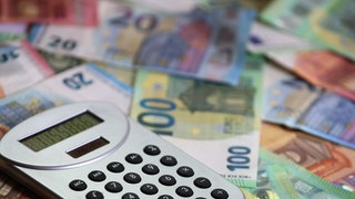 Baden-Württemberg kann trotz Wirtschaftsflaute mit einem Steuerplus von 1,5 Milliarden Euro rechnen.