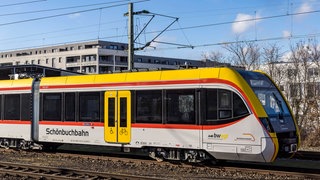 Archivbild | Schönbuchbahn: Ein Triebwagen eigens entwickelten Baureihe "Nexio" der Firma CAF.