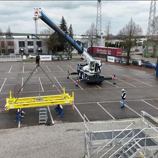 Liebherr "Game of Cranes"