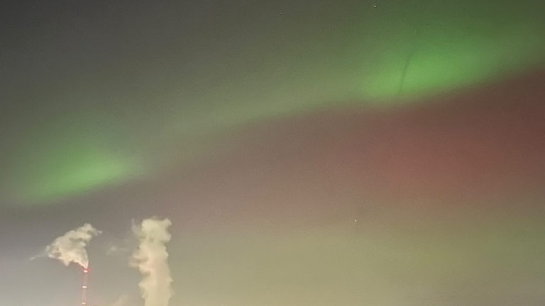 Polarlichter am Nachthimmel über Deizisau