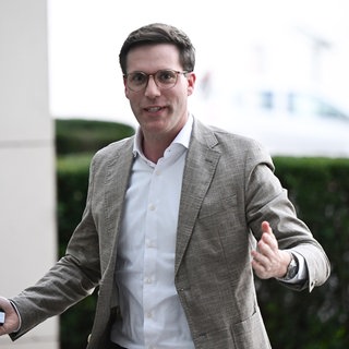 Nach Beleidigungen von Manuel Hagel im Wahlkampf ermittelt die Staatsanwaltschaft Stuttgart.